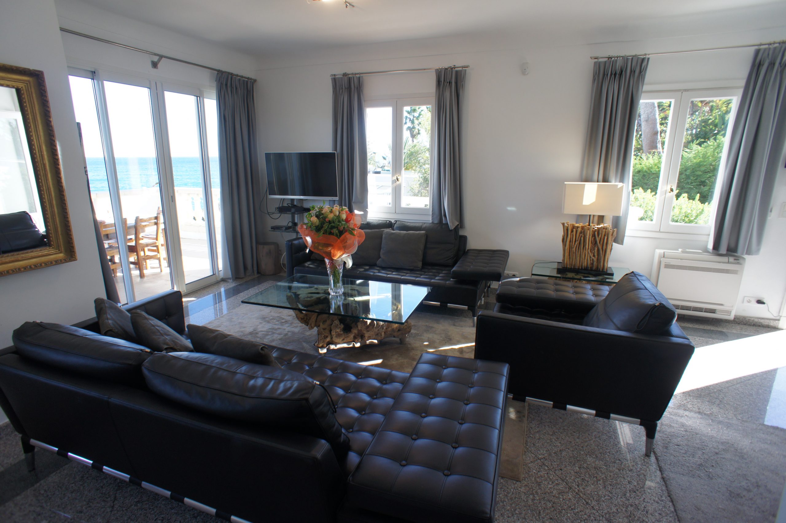 Living Room Villa Monaco