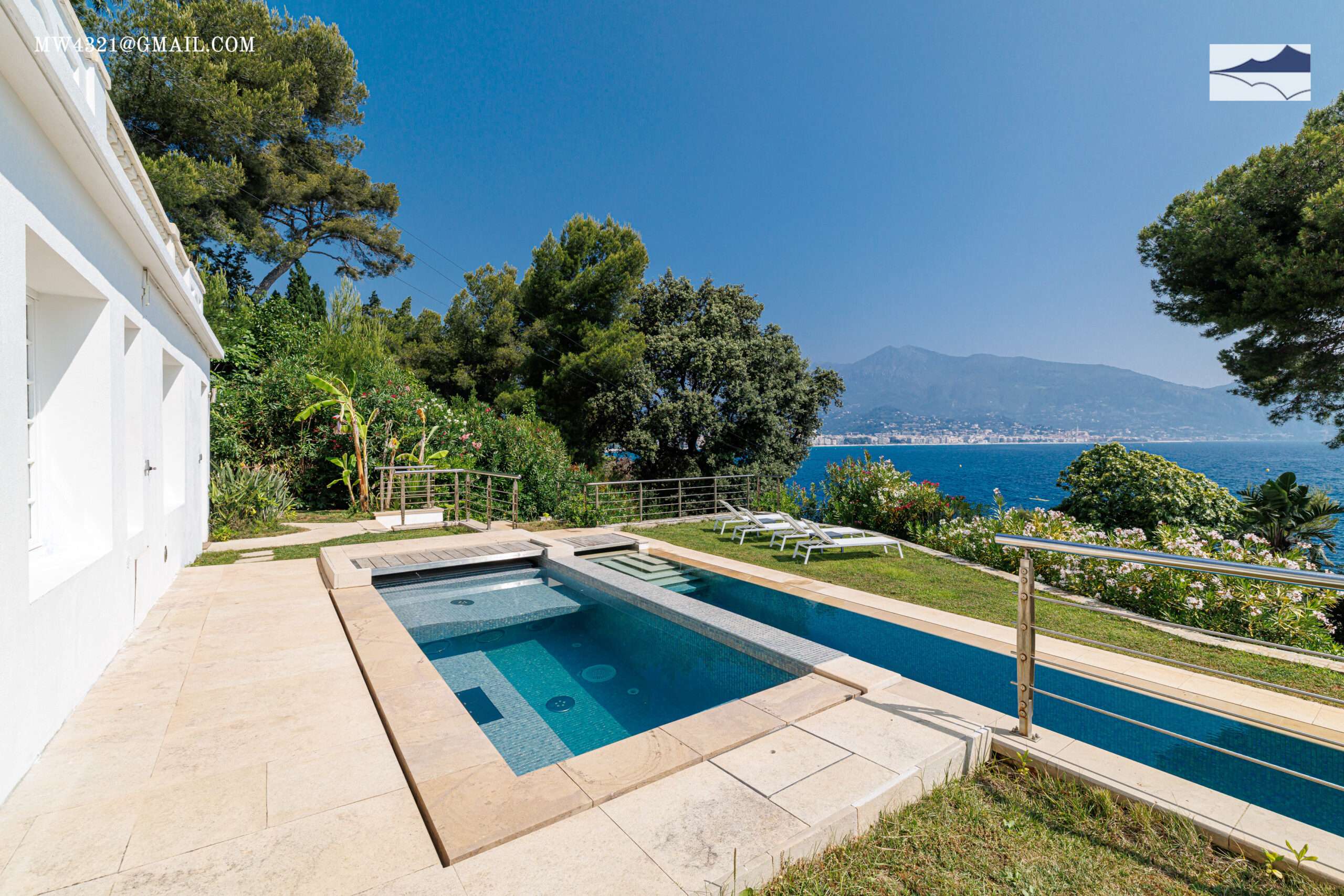 jacuzzi pool villa Monaco